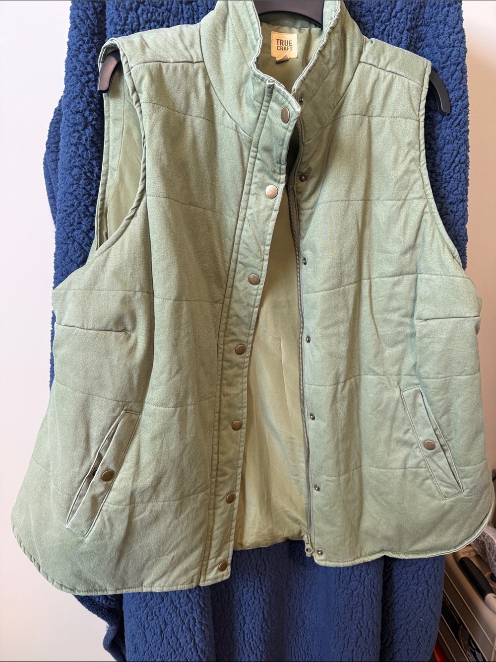 True Craft Women's Sage Green Quilted Vest (92)